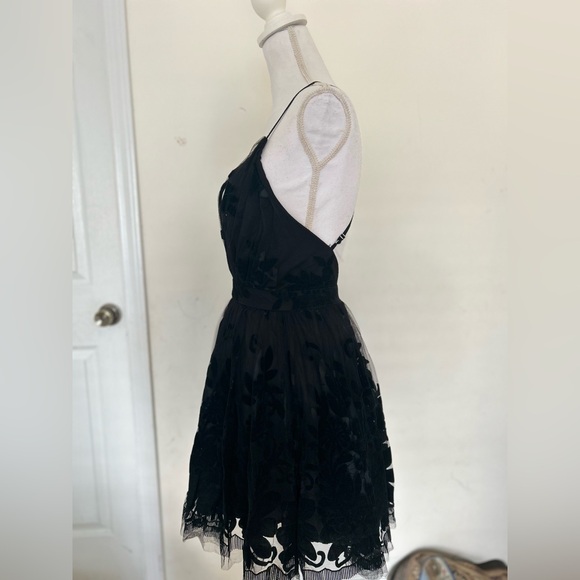 Luxell Black Cocktail Dress EUC Size Small - Picture 6 of 7